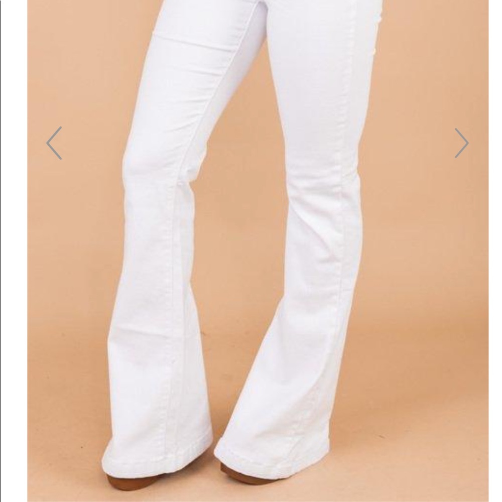 Vibrant flare jeans